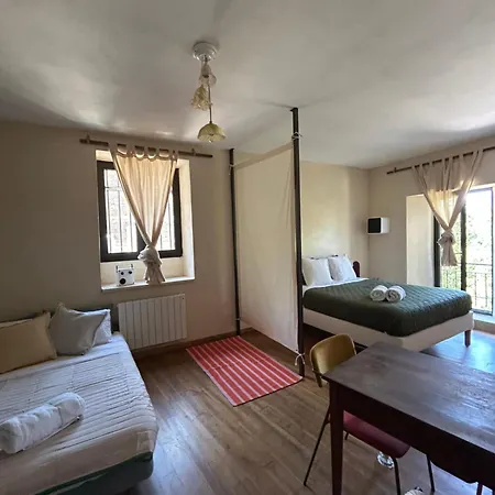Maison Florence Privatunterkunft Valliguieres